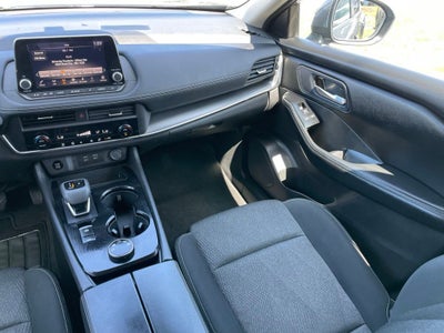 2024 Nissan Rogue SV Cloth Seating