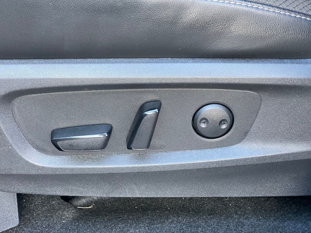 2023 Nissan Pathfinder SL PREMIUM