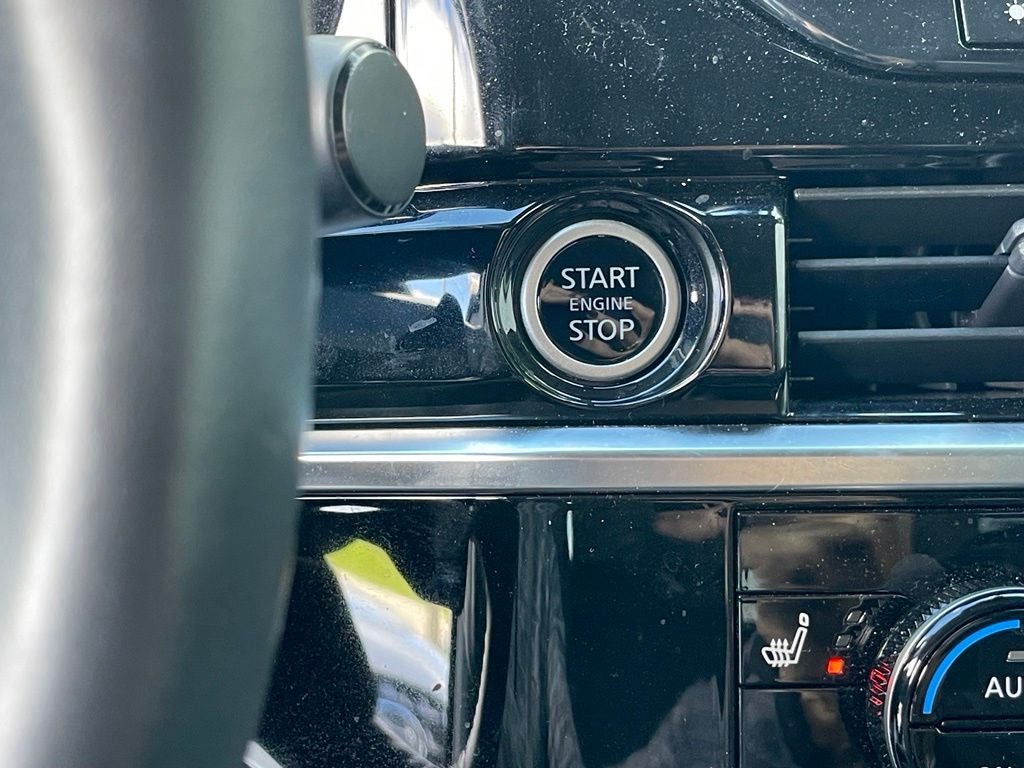 2023 Nissan Pathfinder SL PREMIUM
