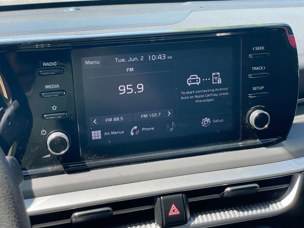 2023 Kia K5 LXS