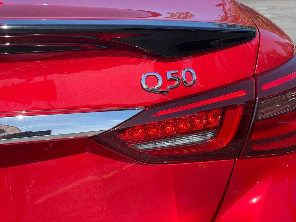 2023 INFINITI Q50 LUXE