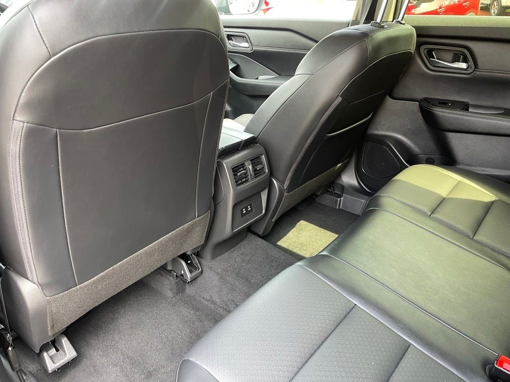 2024 Nissan Rogue SV PREMIUM