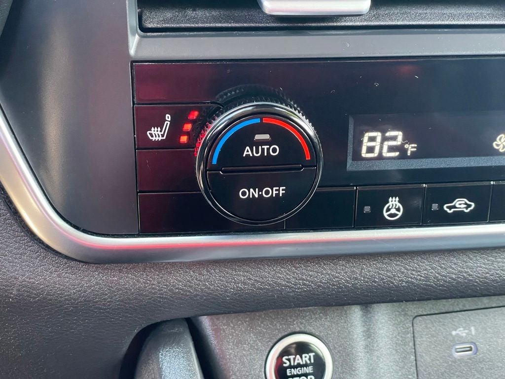 2023 Nissan Rogue SV Midnight-Premium