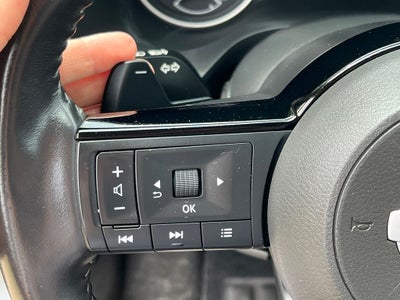 2023 Nissan Rogue SV premium