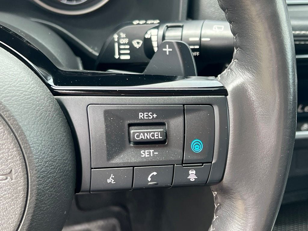 2023 Nissan Rogue SV premium