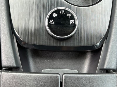 2023 Nissan Rogue SV premium