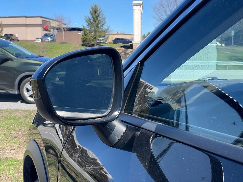 2023 Nissan Rogue SV Midnight-Premium