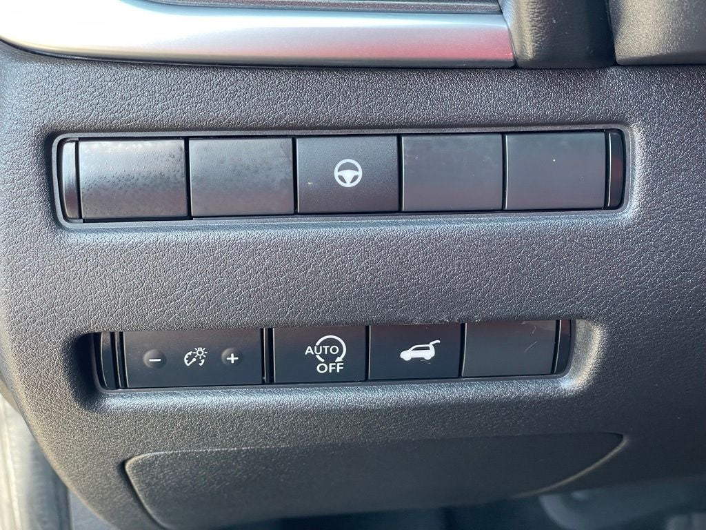 2023 Nissan Rogue SV Midnight Premium