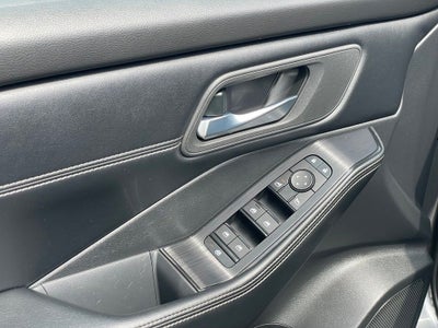 2025 Nissan Rogue SV Premium