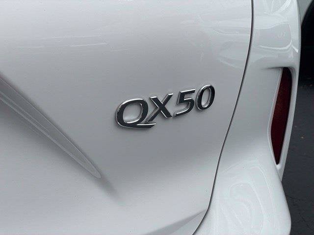 2023 INFINITI QX50 LUXE AWD