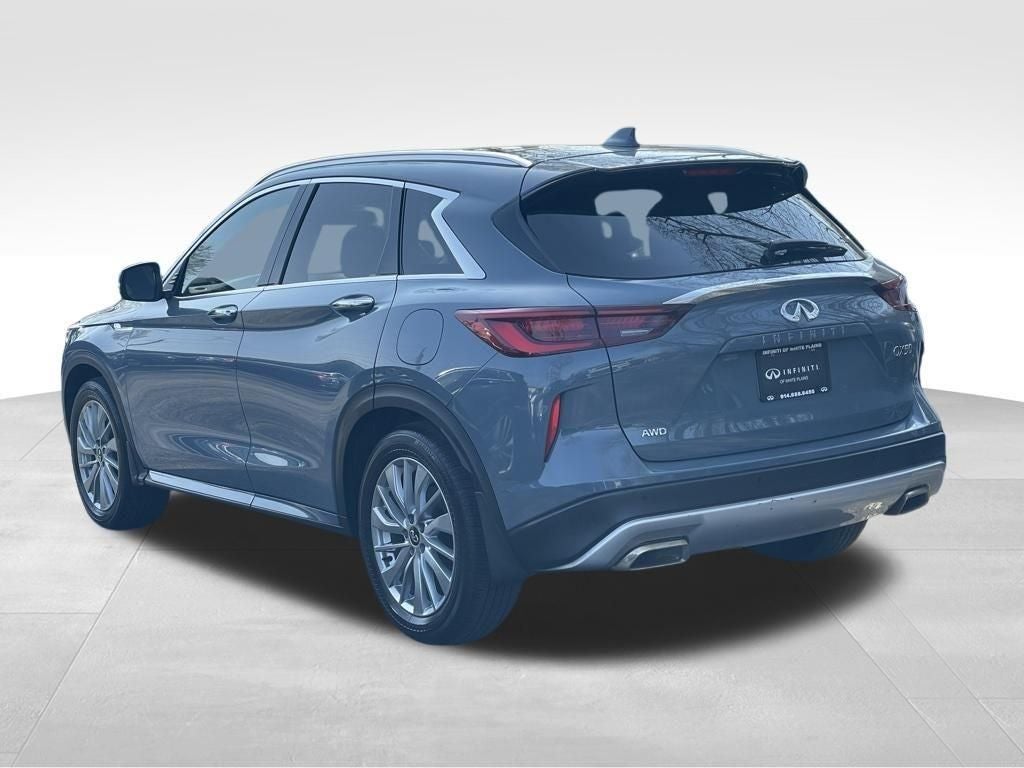 2023 INFINITI QX50 LUXE