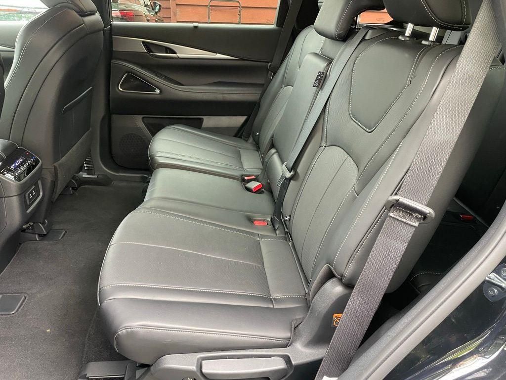 2026 INFINITI QX60 LUXE