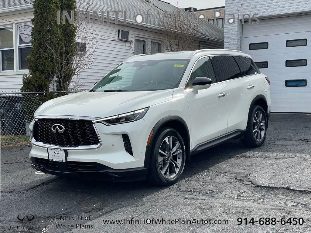 2023 INFINITI QX60 LUXE