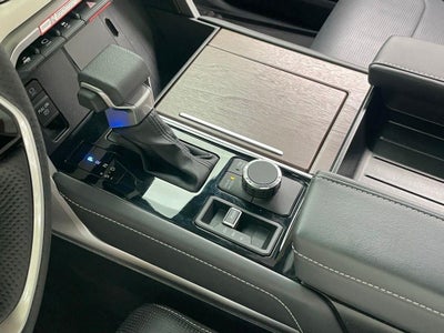 2025 Toyota Tundra Hybrid Capstone Capstone