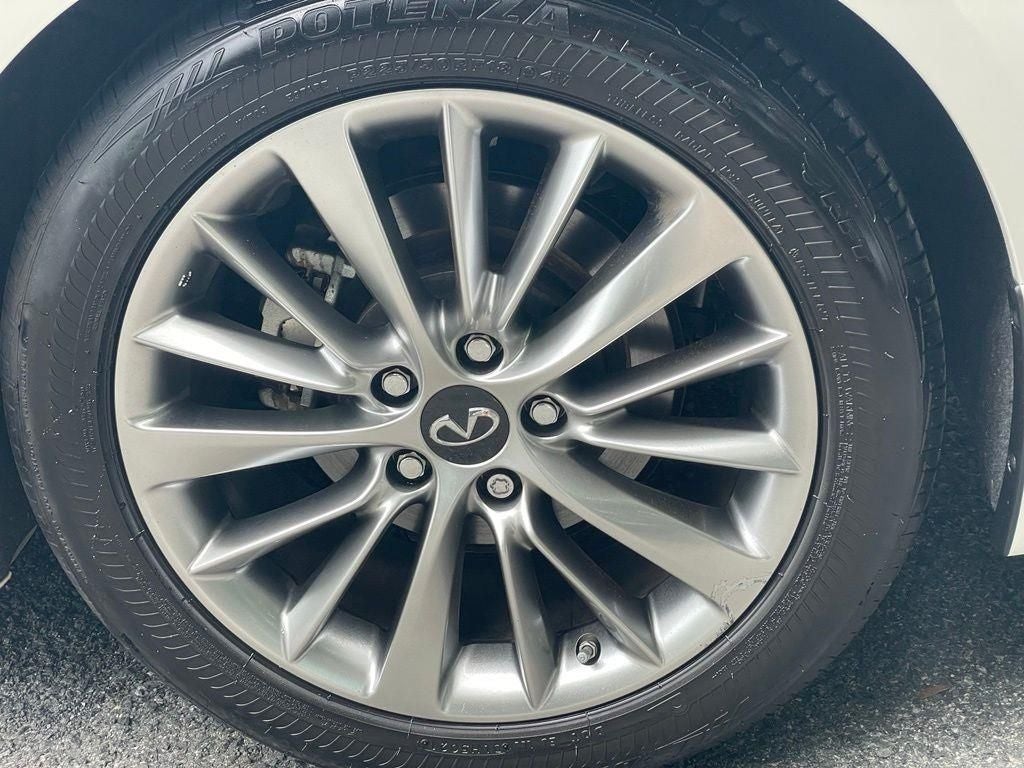 2022 INFINITI Q50 LUXE AWD