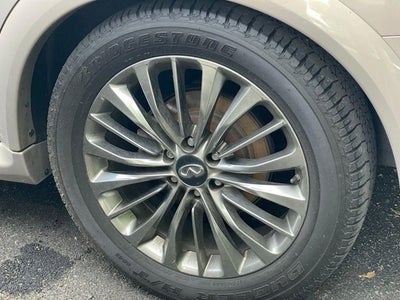 2019 INFINITI QX80 LUXE 4WD