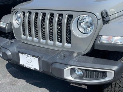 2022 Jeep Gladiator Overland