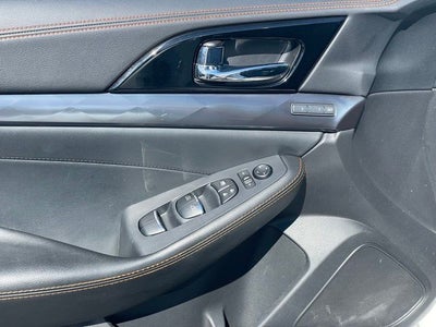2023 Nissan Maxima SR