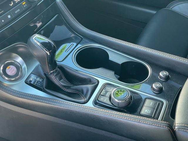 2023 Nissan Maxima SR