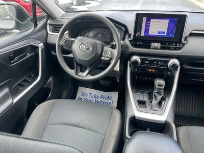 2023 Toyota RAV4 LE