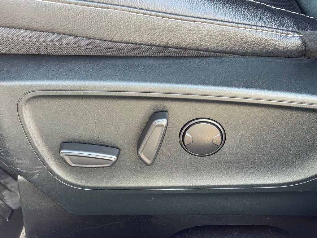 2022 Ford Escape Hybrid SEL