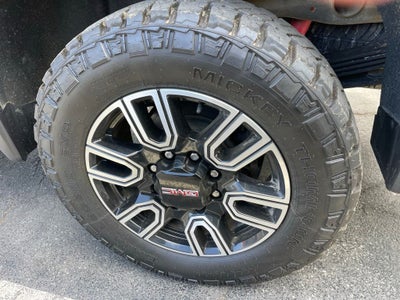 2023 GMC Sierra 2500HD AT4