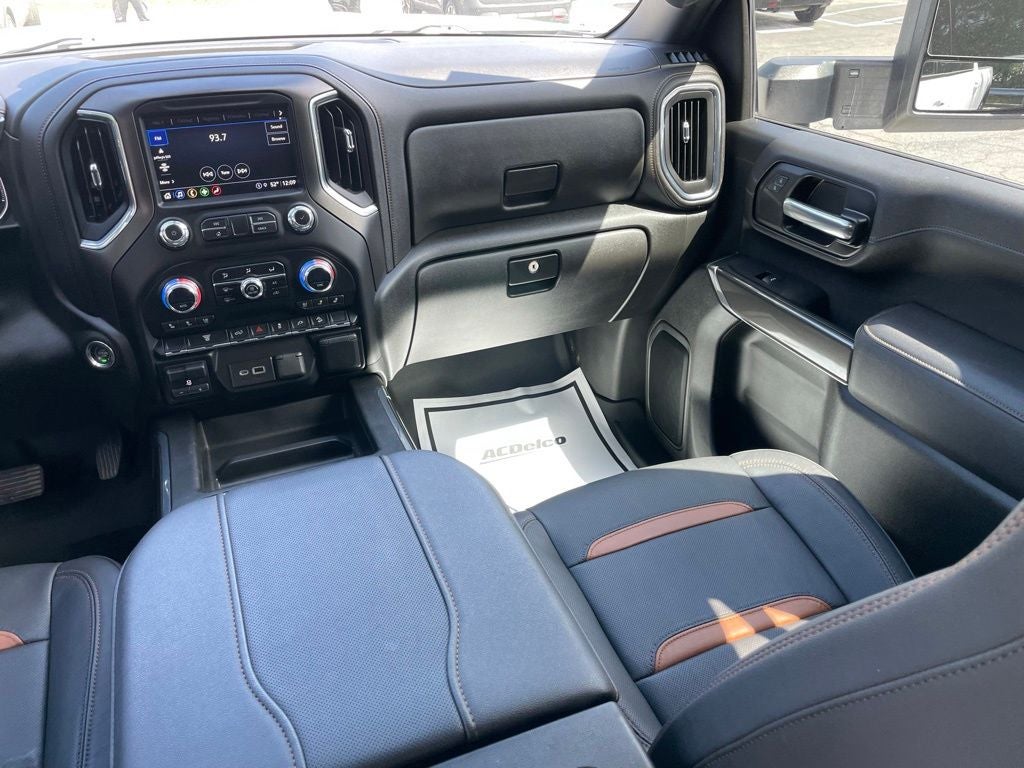 2023 GMC Sierra 2500HD AT4