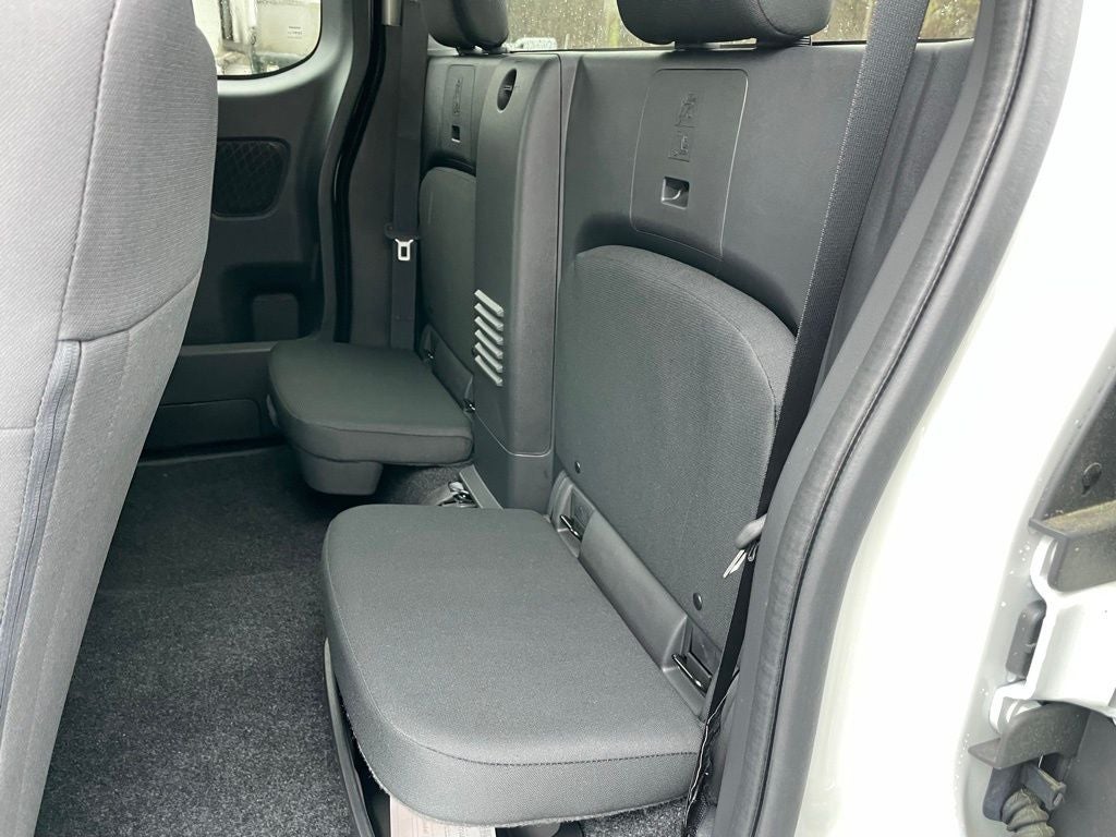 2024 Nissan Frontier S