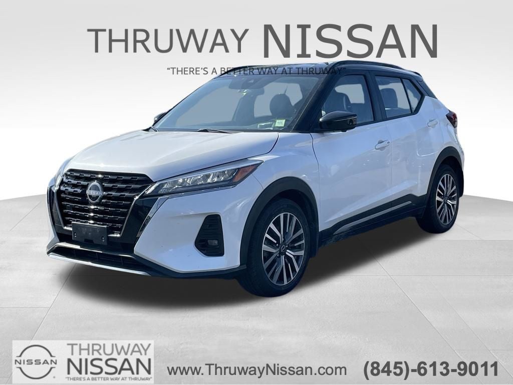 2023 Nissan Kicks SR