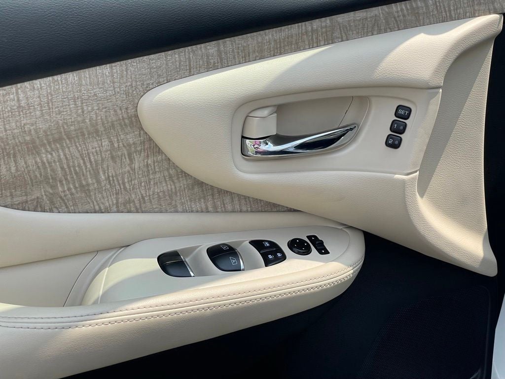 2023 Nissan Murano SL