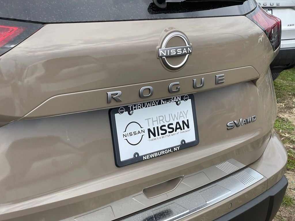 2024 Nissan Rogue SV Cloth Seating