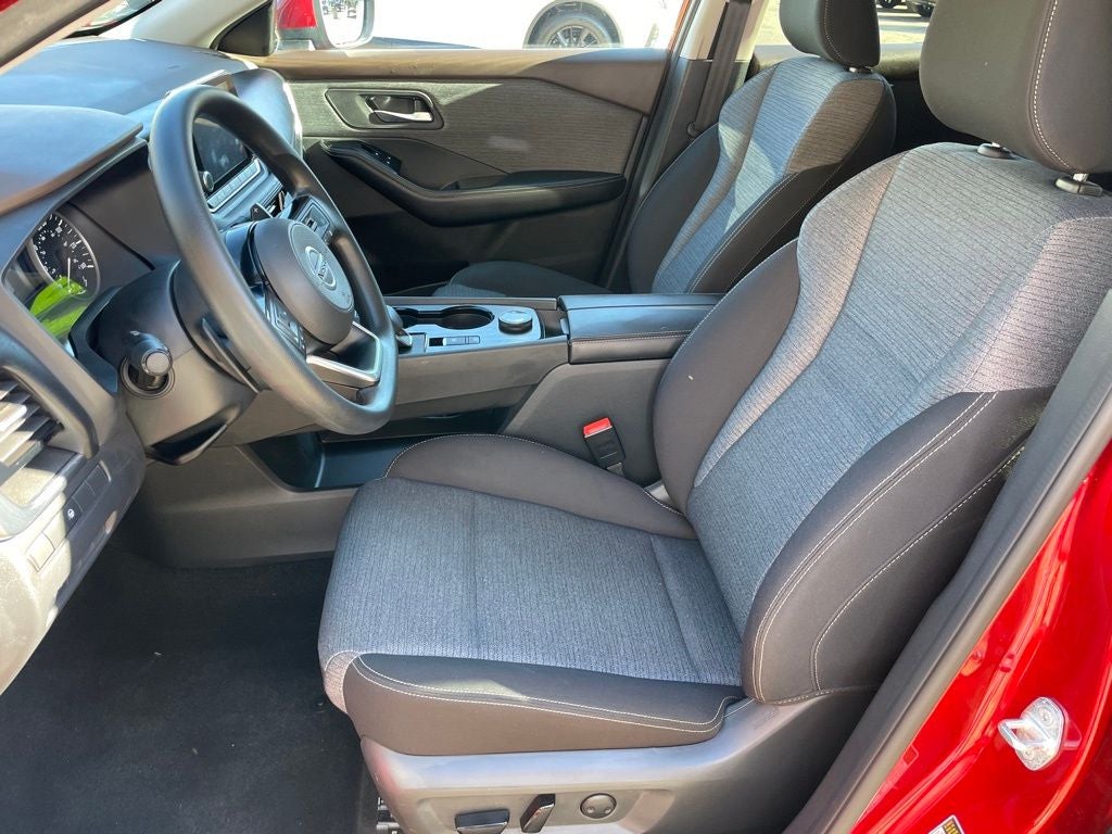 2023 Nissan Rogue SV Cloth Seating