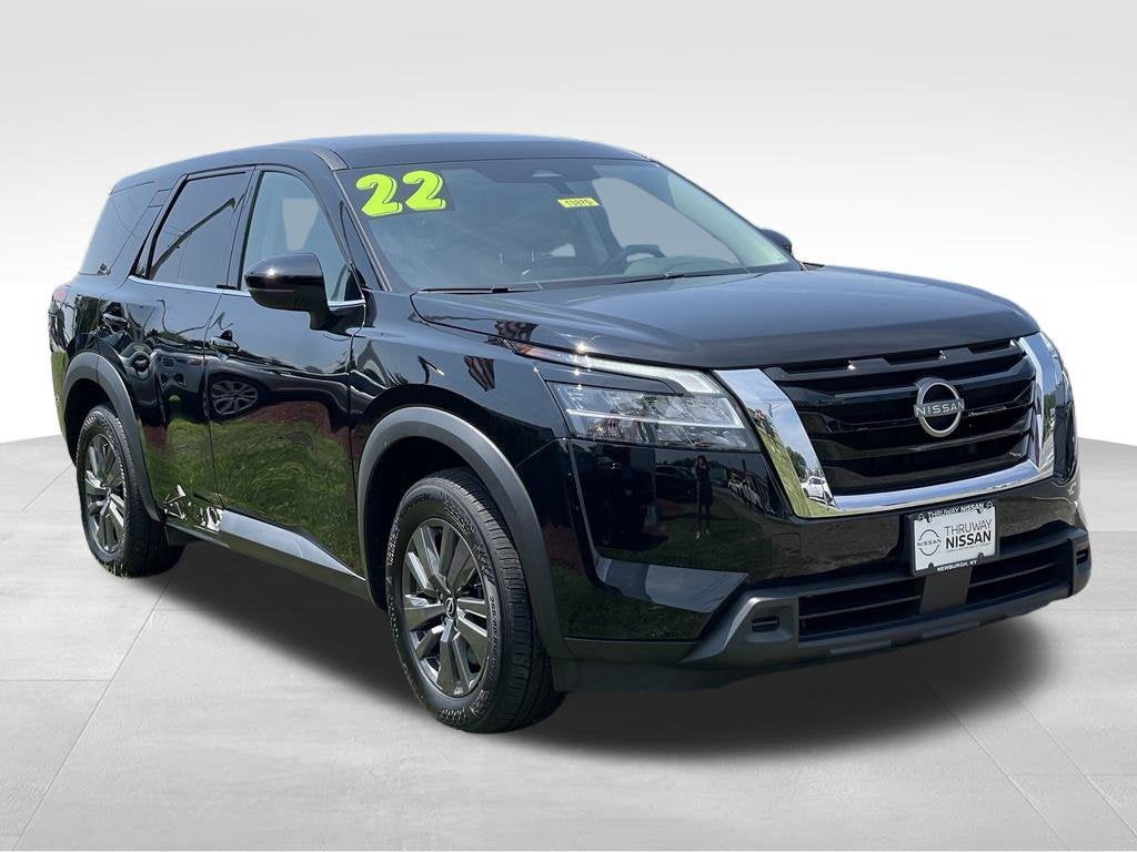 2022 Nissan Pathfinder S