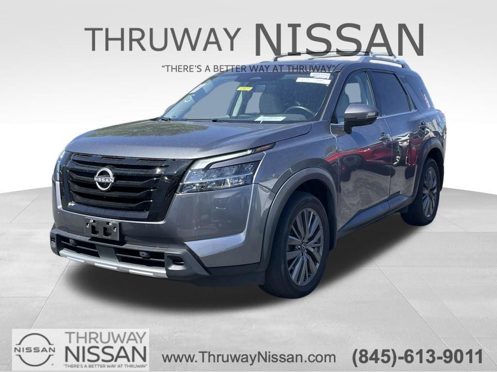 2023 Nissan Pathfinder SL