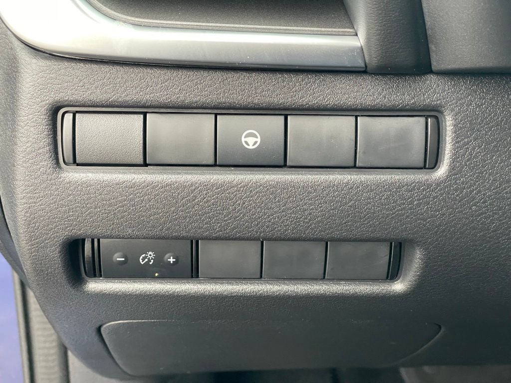 2023 Nissan Rogue SV Cloth Seating