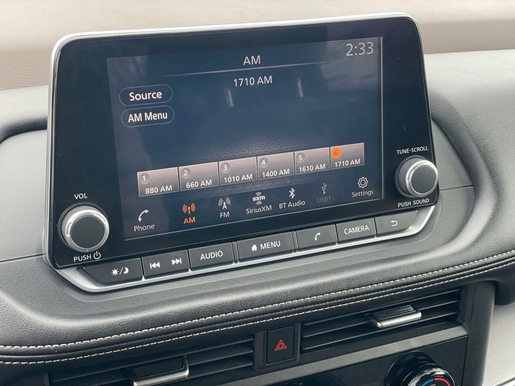 2023 Nissan Rogue SV Cloth Seating
