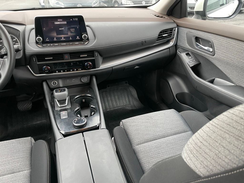2023 Nissan Rogue SV Cloth Seating