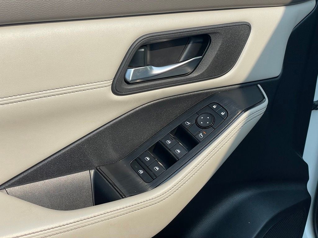 2024 Nissan Rogue SV Premium