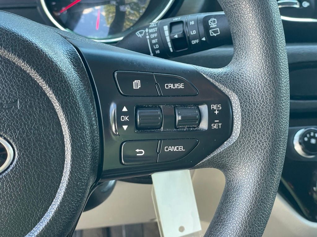 2020 Kia Sedona LX