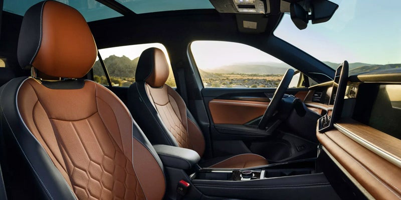 Front interior seats and dashboard